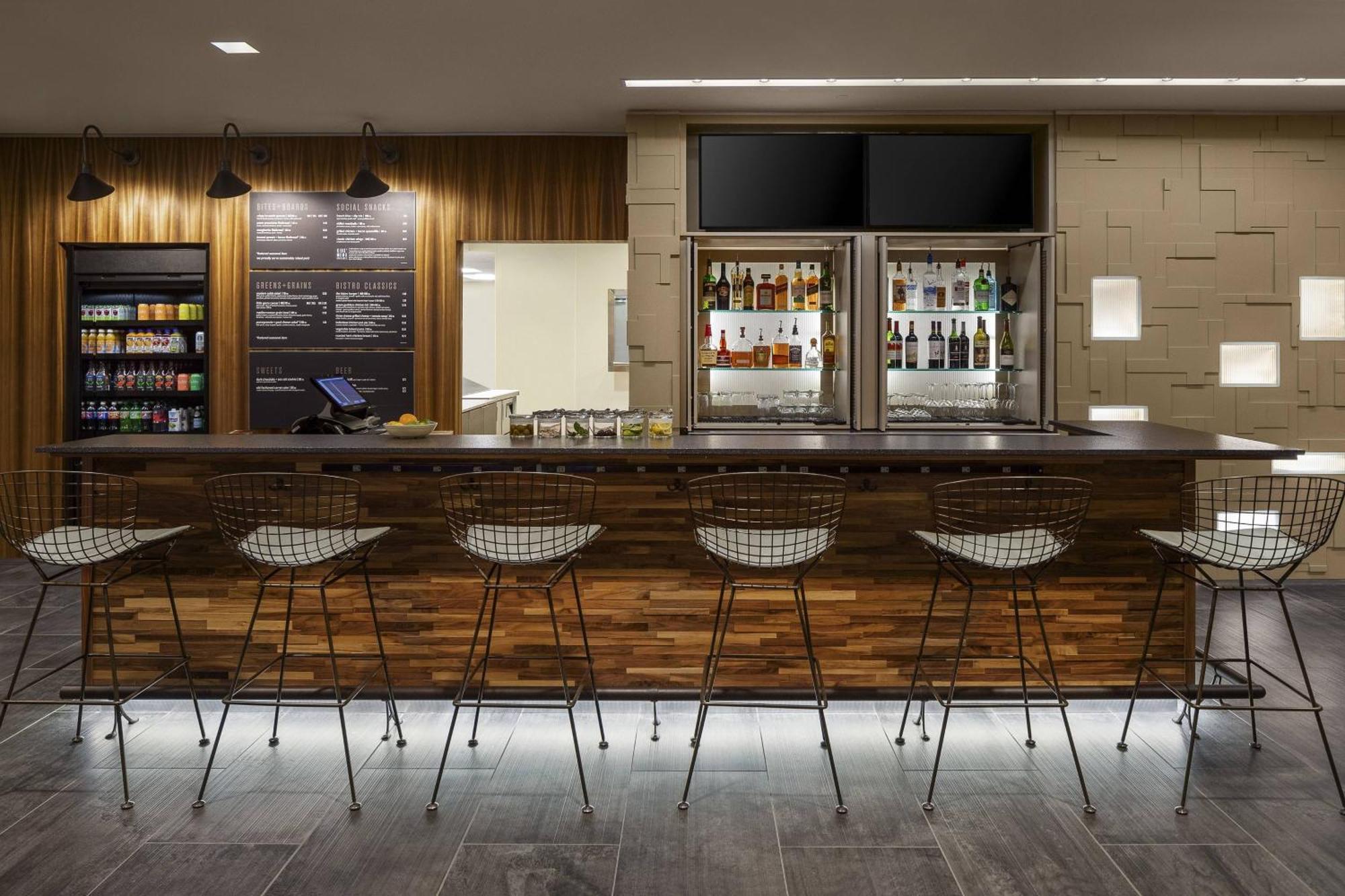 Hotel Courtyard By Marriott Seattle Northgate Zewnętrze zdjęcie